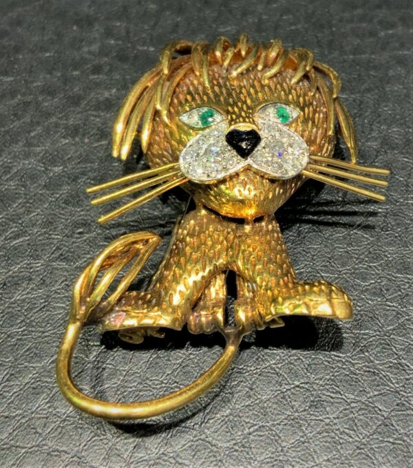 S1124 Brosche VAN CLEEF & ARPELS Lion Ebouriffe