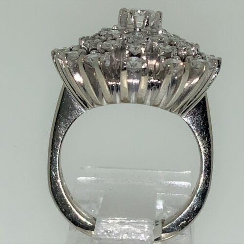 S1144 Blüten Ring Diamanten