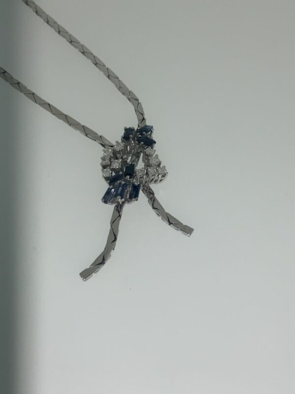 S1033 Collier mit Safire und Diamanten – Bild 3
